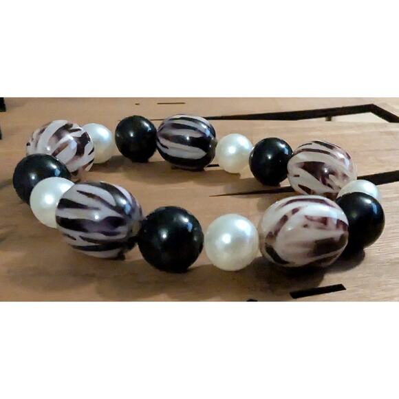 BUNDLE ONLY Vintage Beads Beaded Bracelet Stretch Black Faux Pearl Zebra - Picture 2 of 3